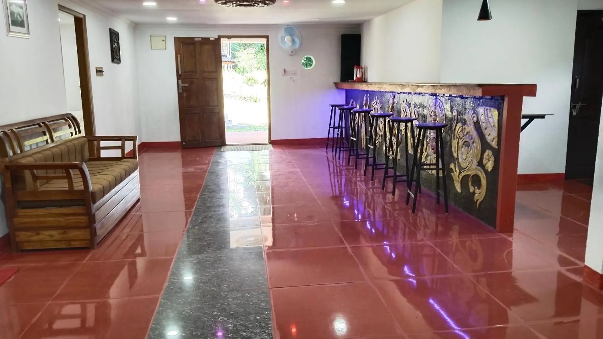 אכסניה Attappādi Babas Resort הודו