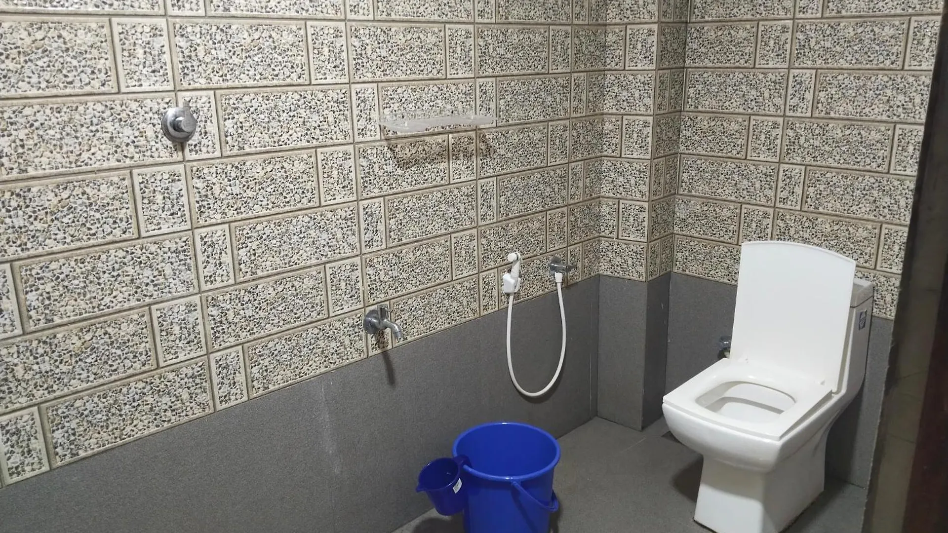Attappādi Babas Resort הודו